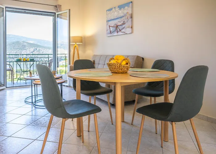 Apaggio Di - Private Parking & Sea View Διαμέρισμα